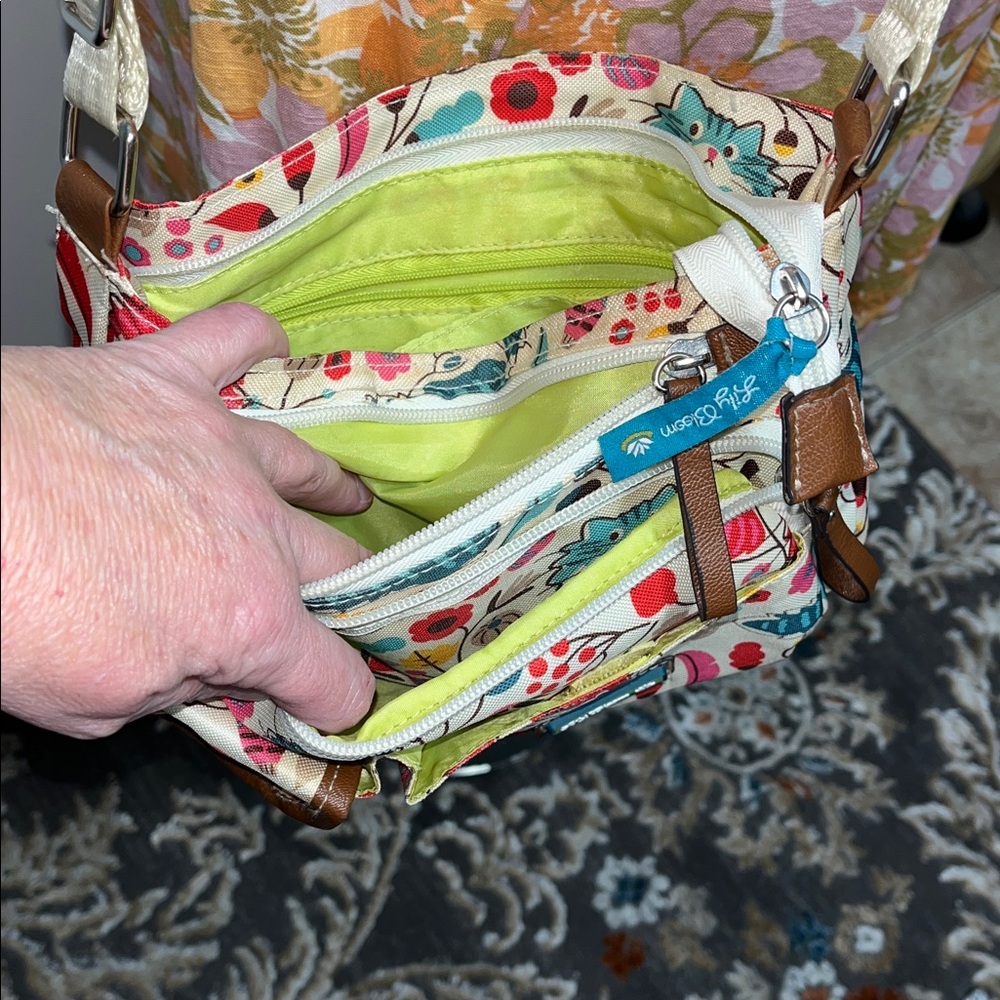 Lily Bloom Cats Floral Crossbody Bag - Picture 12 of 12